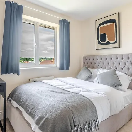 Spacious Near & Bath Ideal For Hébergement de vacances Bristol